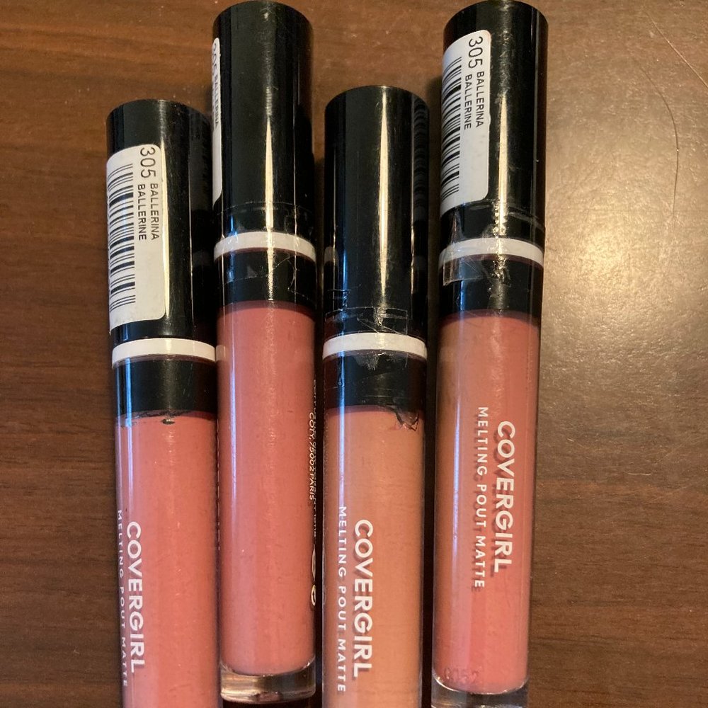 Covergirl Melting Pout Matte Lip Color  Color: #305 Ballerina  NEW  4 pack